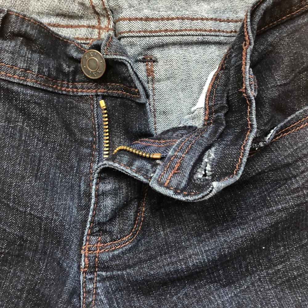 Forever XXI Stretch Straight-leg Jeans - Picture 2 of 5